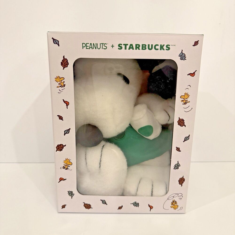 Starbucks x Peanuts Snoopy Plush in Green Apron NEW with Tags